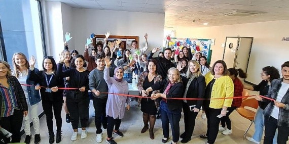 Sağlık Elimizde: Güvenli Bakım İçin Ellerini Yıka