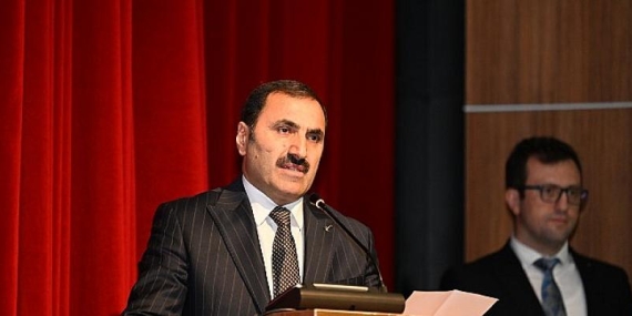 24 Kasım Öğretmenler Günü Kartepe’de düzenlenen törenlerle kutlandı