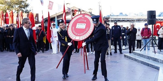 9’u 5 Geçe Tüm Ayvalık Sessizliğe Büründü