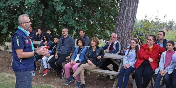 Antalya Büyükşehir izcileri Zeytin Park’ta kamp yaptı