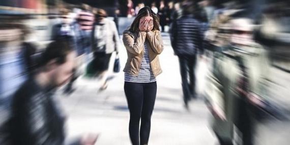 Aşırı Özeleştiri Panik Bozukluğu Tetikliyor