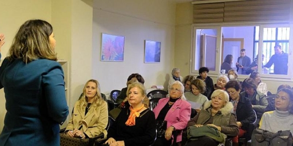 Ayvalık Belediyesi’nden Kadına Yönelik Şiddetle Mücadele Buluşmaları