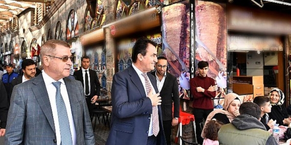 Başkan Dündar, güne esnaf ziyareti ile başladı