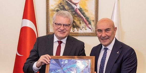 Başkan Tunç Soyer Linz Belediye Başkanı Luger’i ağırladı