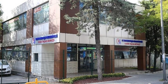 Bayrampaşa Belediyesi Kadın Yaşam Merkezi açıldı