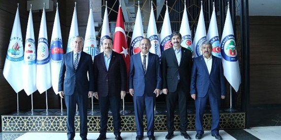 Bem-Bir-Sen İzmir İl Başkanı Veli Yüceer Şehir ve Medeniyet Kongresi’ne Katıldı