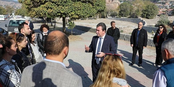 Bergama alanında uzman misafirleri ağırladı