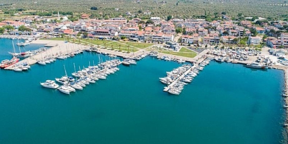 Burhaniye Yat Limanı ve Balıkçı Barınağı Kıyı Tesisi İşletme İzin Belgesini Aldı