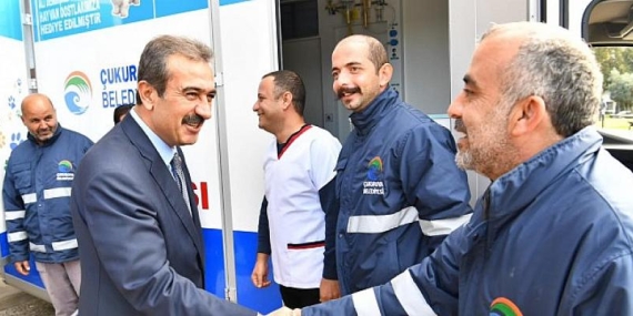 Çukurova Belediyesi’nden Hayvanlara Mucize Dokunuş