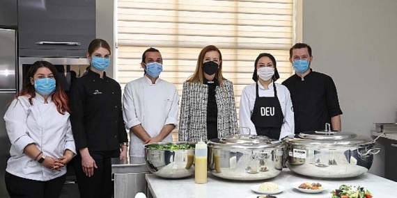 DEÜ’de Glütensiz Menü Dönemi