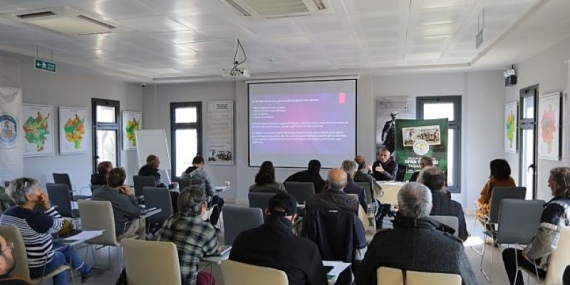 Efes Tarlası Yaşam Köyü’nde Çiftçi Eğitimleri Devam Ediyor