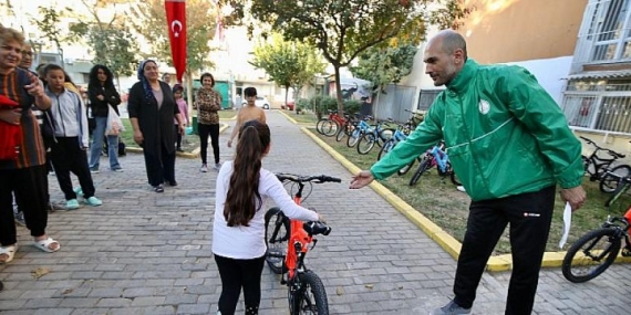 Eski Bisikletler İyiliğe Dönüştü