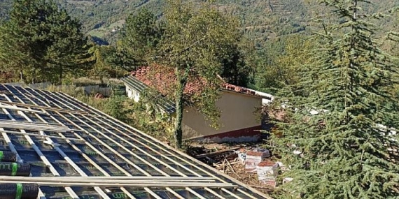 Eski köy okulu özel öğrencilere kamp merkezi olacak