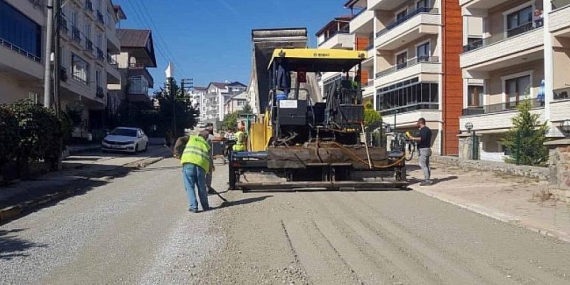 Gölcük Meriç Caddesinde üstyapı yenilendi