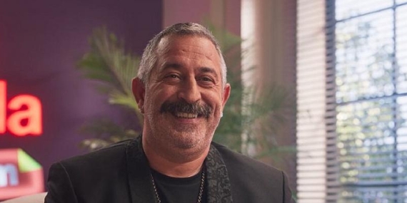 Hepsiburada’nın Bergüzar Korel’in ve Cem   Yılmaz’ın yer aldığı “Efsane Kasım” Reklam   Filmleri Yayında