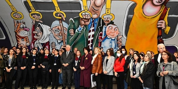Kadına yönelik şiddete dikkat çekmek için Üçyol Metro İstasyonu’nda farkındalık alanı açıldı