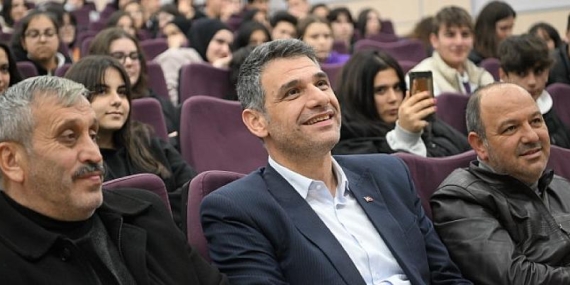 Kartepe’de Gençlere Liderlik ve İletişim Semineri