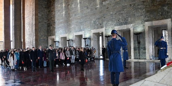 Koruncuk Vakfı Ailesi, Koruncuklar ile Anıtkabir’de Ata’nın huzuruna çıktı