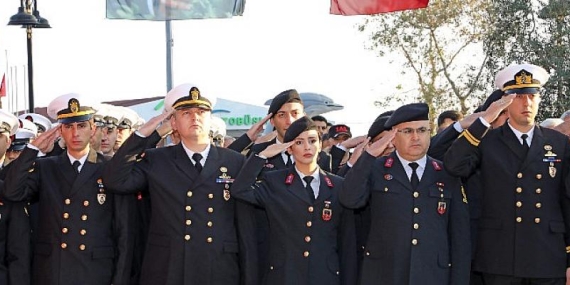 Mudanya 10 Kasım’da Tek Yürek, Atasını Andı: Sen Hep Varsın