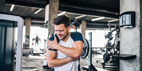 Omuz Ağrıları Hakkında Bilinmesi Gereken 5 Önemli Nokta