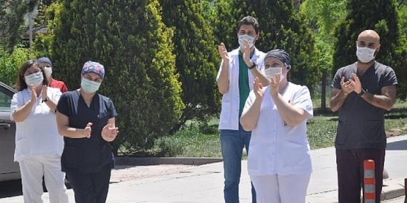 Sağlık Emekçileri Ayakta: İcap Nöbet Ücretlerimiz İçin Mücadelemiz Sürecek