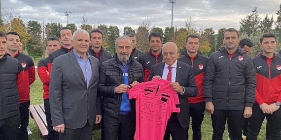 TFF Başkanı Mehmet Büyükekşi, Süper Lig ve VAR hakemleri yemekte bir araya geldi