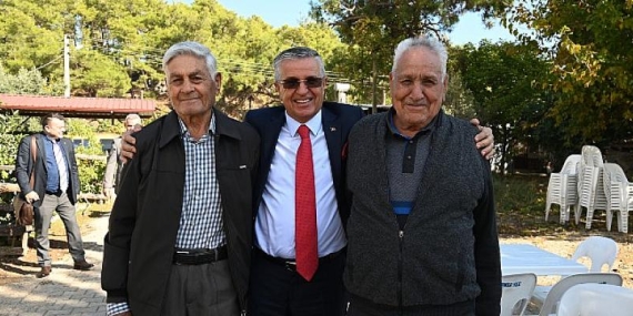 Vatandaşlardan Başkan Topaloğlu’na teşekkür yemeği