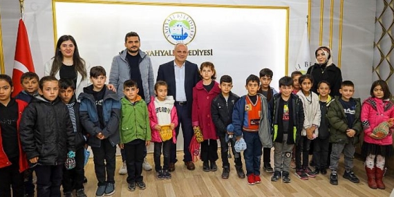 Yahyalı Belediye Başkanı Esat Öztürk Küçük Öğrencilere Belediyeciliği Anlattı
