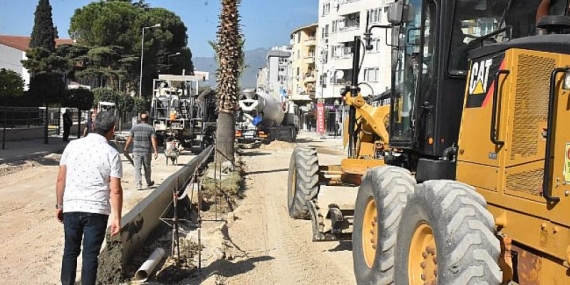 Yılmaz Akpınar Bulvarı Yenileniyor