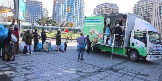 Zeytinburnu Belediyesi: Atıkları Getirdiler Karşılığında 3 Milyon 666 Bin TL Para Puan Kazandılar