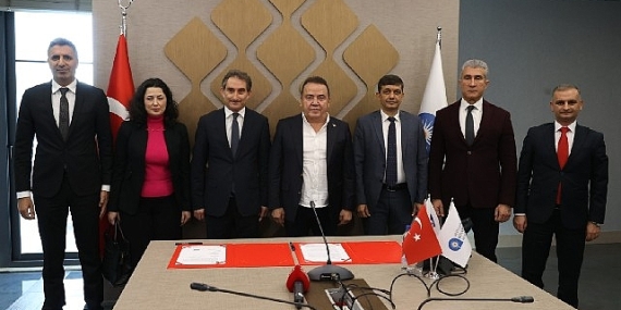 Antalya Büyükşehir Belediyesi'nden çalışanlara 30 bin TL promosyon