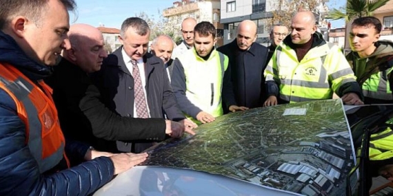 Başkan Büyükakın: Şehrimizin 350 farklı noktasında çalışıyoruz