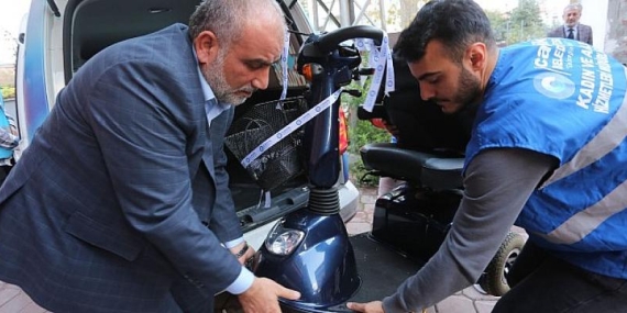 Başkan Sandıkçı: “Özel vatandaşlarımızın bir gün değil her gün yanındayız”