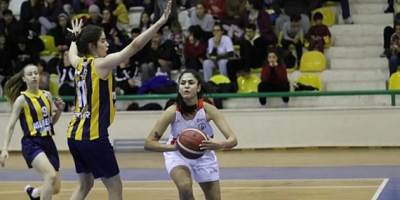 Burhaniye Belediyespor Kadın Basketbol Takımı Ligde Fırtına Gibi Esmeye Devam Ediyor