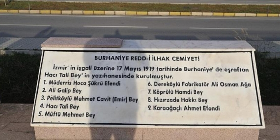 Burhaniye Kuva-yı Milliye Anıtına Çirkin Saldırı