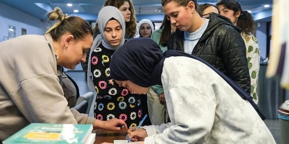 Büyükşehir’den YKS ve LGS adaylarına: 92 bin adet ücretsiz yardımcı kaynak kitap