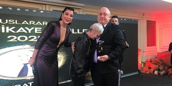 Danlı,Ödülünü Murat Avcı’dan Aldı