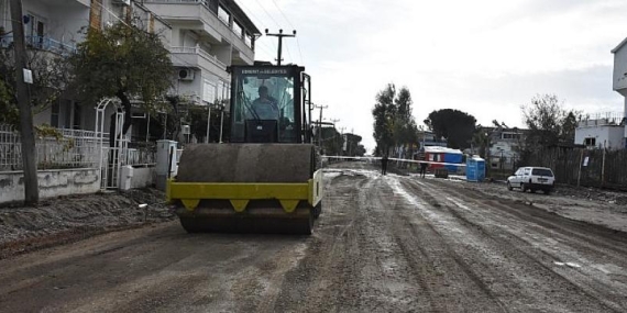 Edremit Altınkum Atatürk Caddesi yenileniyor