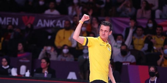 Giovanni Guidetti 3 yıl daha VakıfBank’ta