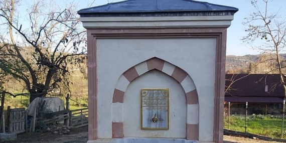 Gölcük Belediyesi Tarihi Kitabeli Siretiye Çeşmesi’nin Yapımını Tamamlandı