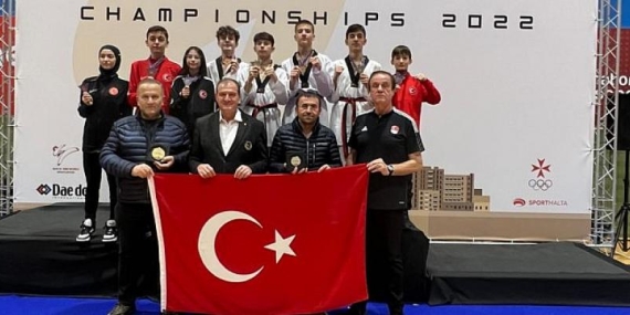 Kağıtsporlu Esila, Avrupa 3.’sü oldu