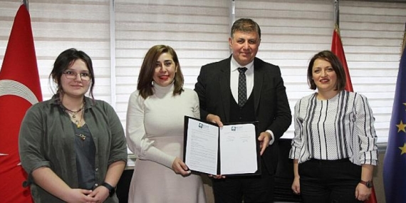 Karşıyaka Belediyesi’nden ‘Beyaz Baretli Kadınlar’a Destek