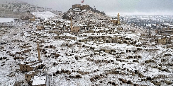 Kayaşehir Beyaza Büründü