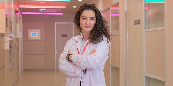 Mitomani mi beyaz yalan mı