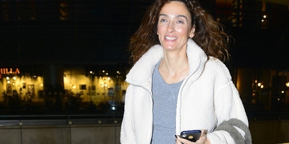 Pınar Tezcan Kanyon'da objektiflere yakalandı