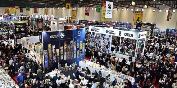 Uluslararası İstanbul Kitap Fuarı 2 yıl aradan sonra kitapseverlerin yoğun ilgisiyle tamamlandı