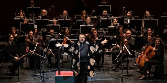 Ali Poyrazoğlu “Desiderata"da, İstanbul Devlet Opera ve Balesi Orkestrası'nı Yönetti…