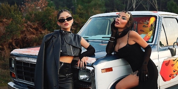 Eda Sakız ve İrem Derici'den Bomba Hediye: “Papatya"