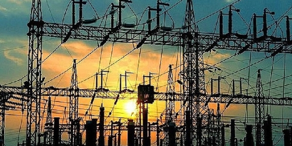 Milli gelirin düşük olduğu ülkelerde sanayi elektrik fiyatları evlerden yüksek