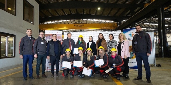 Sanayide Kadın Eli Projesi ile Kaymet'te istihdama kazandırılan kadın çalışanlar sertifikalarını aldı